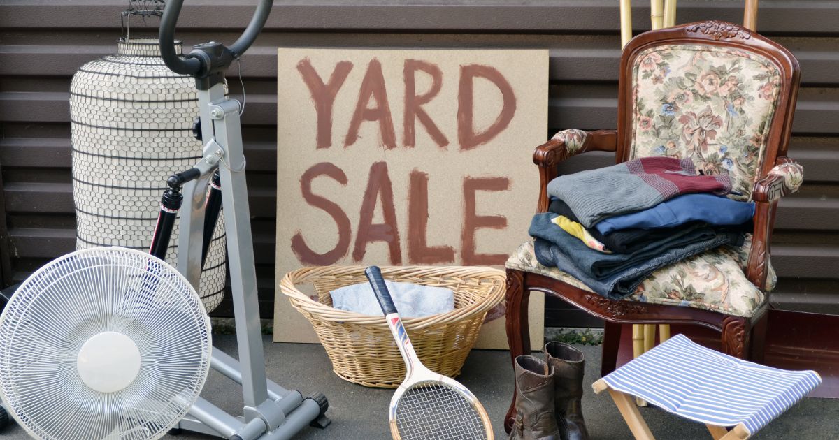 Expert Tips for Selling Unwanted Items Online or at Yard Sales